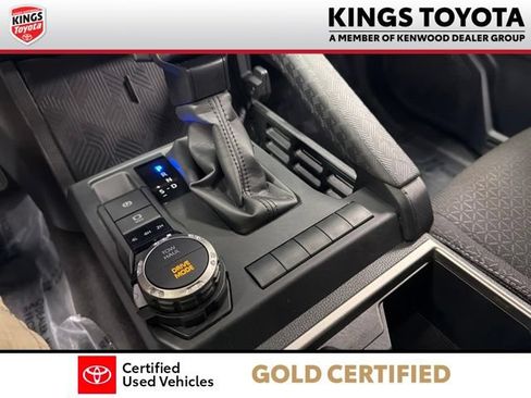 Certified 2025 Toyota 4Runner SR5 AWD/4WD image 20