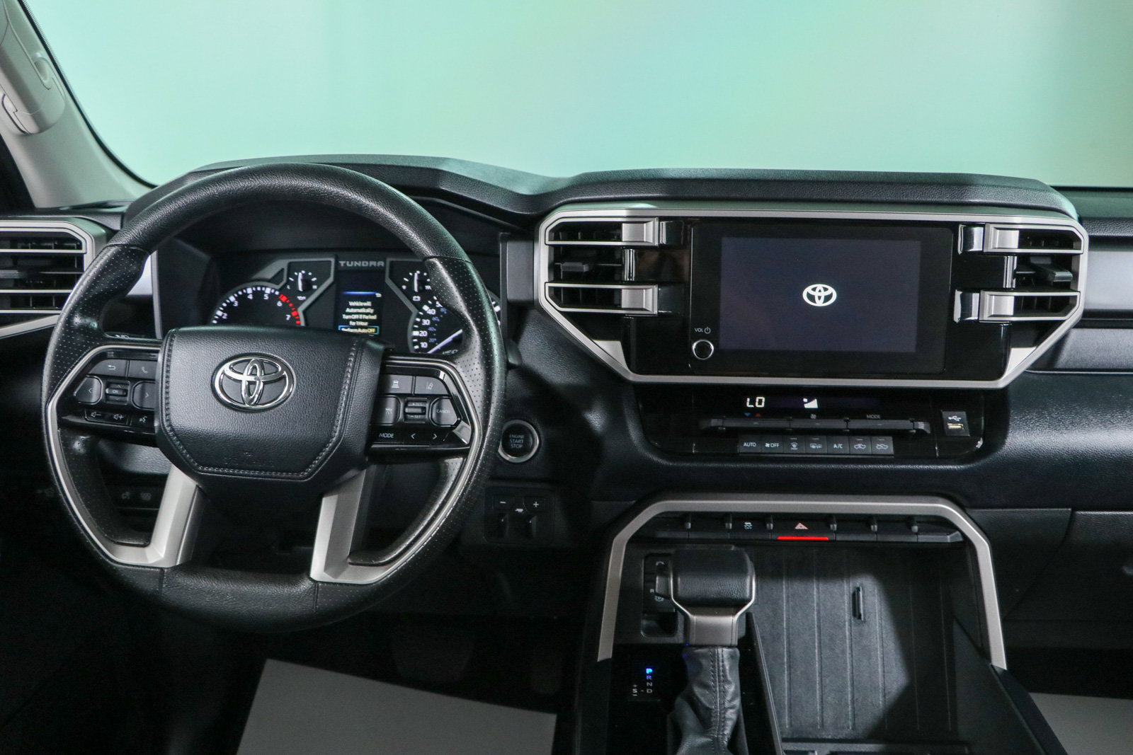 Used 2024 Toyota Tundra SR5 AWD/4WD image 17
