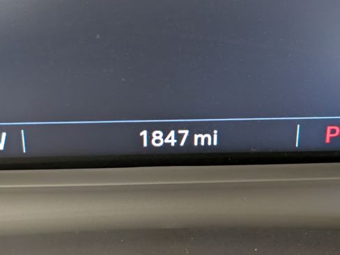 Used 2025 Cadillac XT6 Premium Luxury image 24