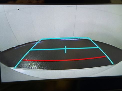 Used 2019 Toyota Corolla SE image 19