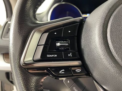 Used 2019 Subaru Outback 3.6R Touring w/ Popular Package #3A AWD/4WD image 10