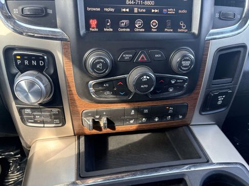 Used 2014 RAM 1500 Laramie w/ Trailer Tow Group image 16