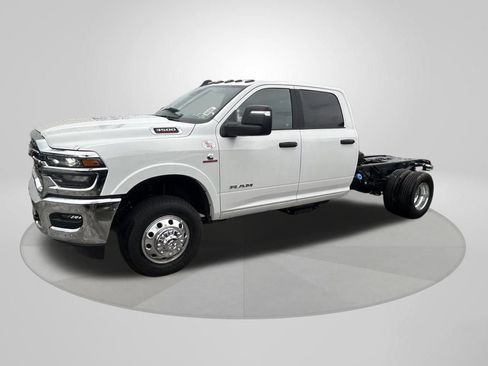 New 2025 RAM 3500 Big Horn image 3