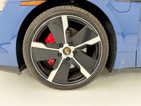 Certified 2021 Porsche Taycan 4S w/ Premium Package image 11
