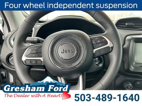 Used 2021 Jeep Renegade Sport image 16