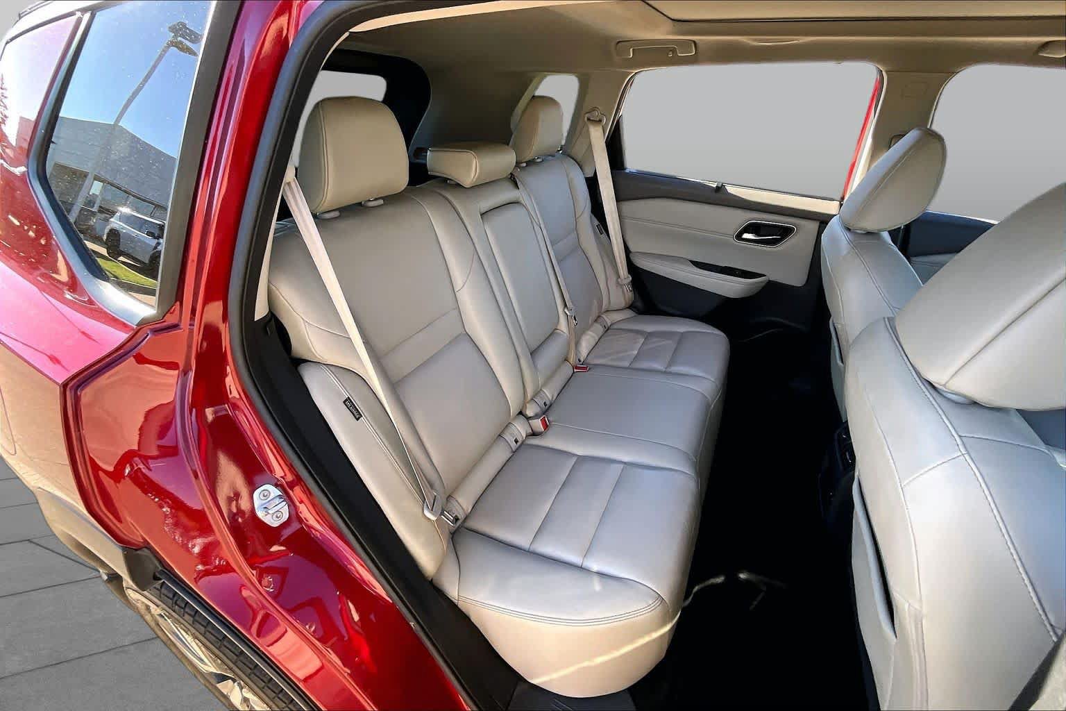 Used 2021 Nissan Rogue SL FWD image 19