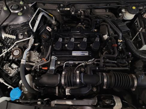 Used 2018 Honda Accord Sport image 30