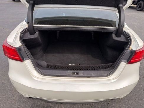 Used 2017 Nissan Maxima 3.5 SV image 18