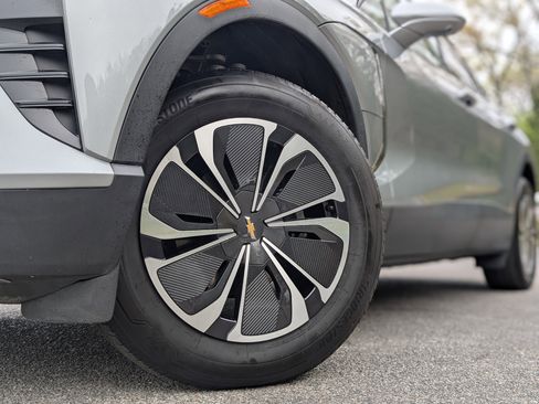 Used 2024 Chevrolet Blazer EV LT image 34