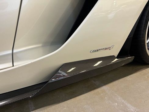 Used 2017 Lamborghini Aventador S AWD/4WD image 22