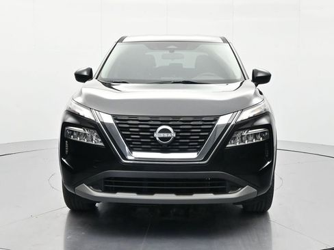 Certified 2023 Nissan Rogue SV FWD image 2