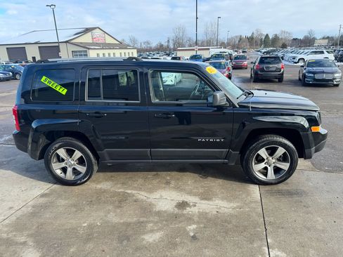 Used 2017 Jeep Patriot High Altitude image 4