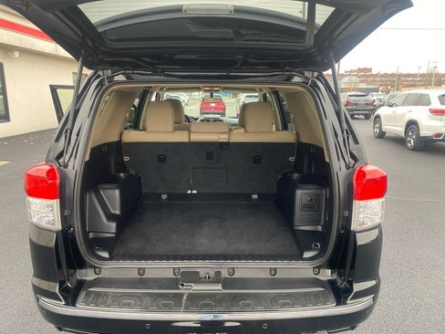 Used 2013 Toyota 4Runner Limited image 13