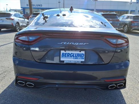 Used 2019 Kia Stinger RWD image 5