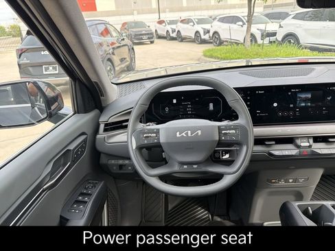 New 2026 Kia EV9 Wind AWD/4WD image 13