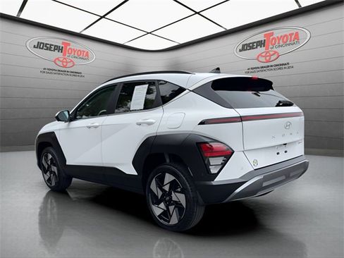 Used 2024 Hyundai Kona Limited image 11