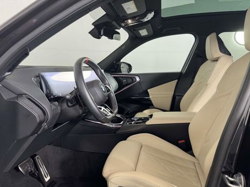 Used 2025 BMW X3 xDrive30i w/ Convenience Package image 4