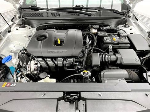 Used 2024 Kia Forte LXS image 10