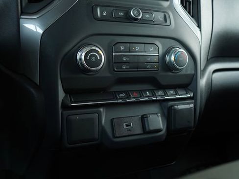 Used 2020 GMC Sierra 2500 2WD Crew Cab w/ Convenience Package image 22