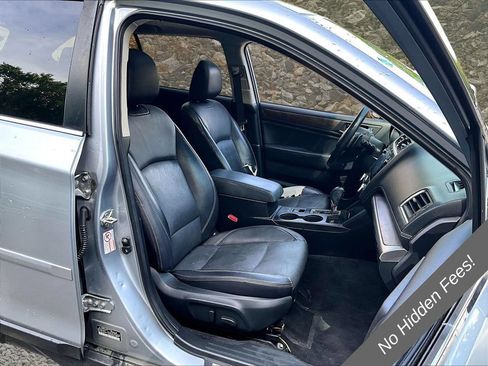 Used 2018 Subaru Outback 2.5i Limited AWD/4WD image 7