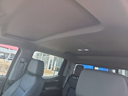 Used 2024 GMC Sierra 1500 SLT AWD/4WD image 24