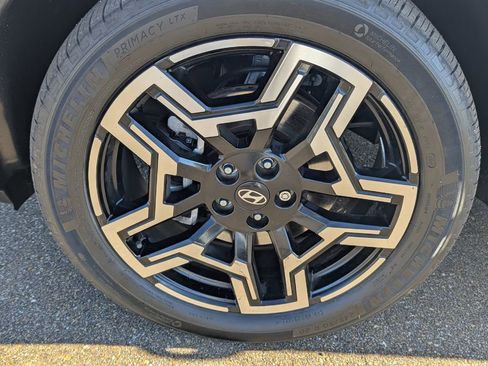 Certified 2025 Hyundai Santa Cruz Limited image 29