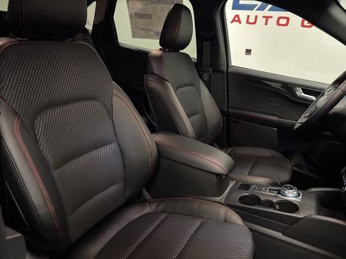 New 2026 Ford Escape ST-Line w/ Tech Pack #1 image 34