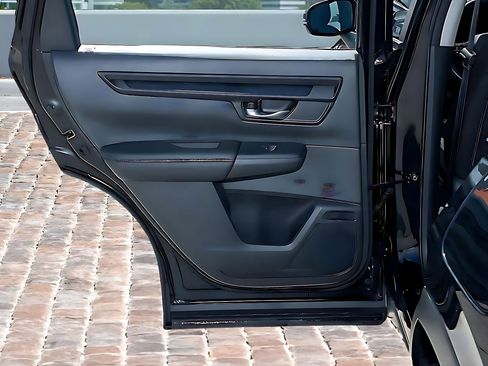 Certified 2023 Honda CR-V LX image 17