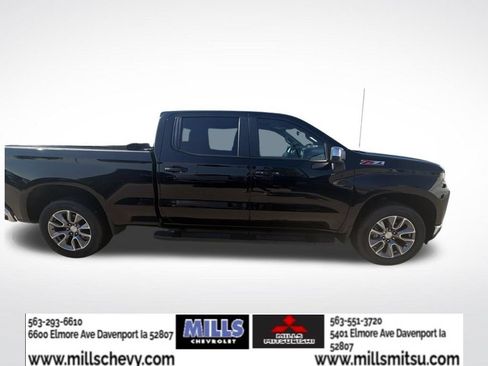 Used 2022 Chevrolet Silverado 1500 LT AWD/4WD image 4