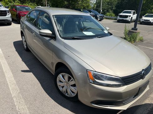 Used 2014 Volkswagen Jetta SE FWD image 23