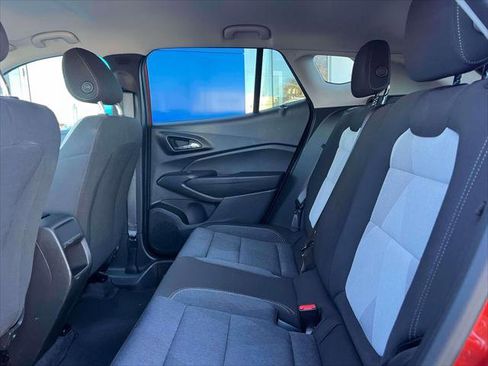 Used 2024 Chevrolet Trax LS image 11