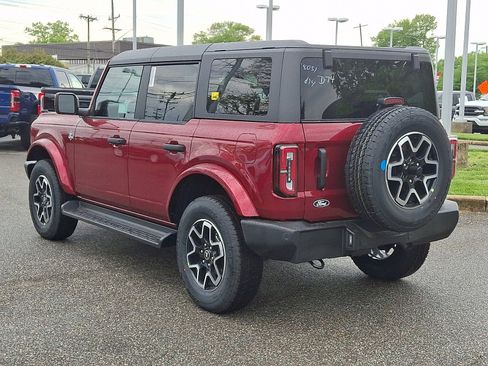 New 2026 Ford Bronco Outer Banks AWD/4WD image 11