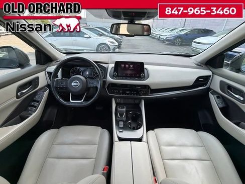 Used 2023 Nissan Rogue SL FWD image 12