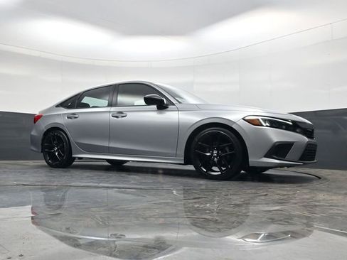 Used 2024 Honda Civic Sport image 24