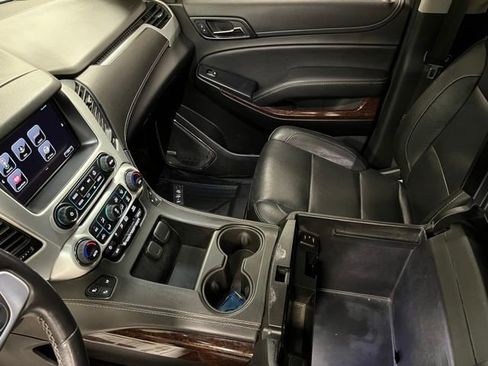 Used 2020 GMC Yukon SLT AWD/4WD image 32