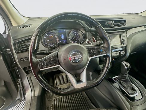 Used 2022 Nissan Rogue Sport SV w/ Technology Package AWD/4WD image 11