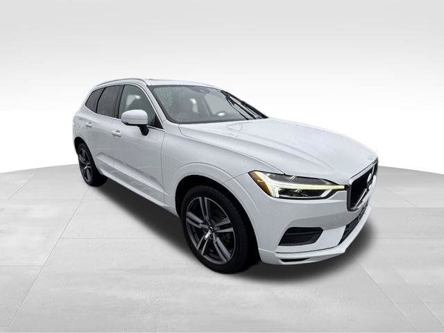 Used 2020 Volvo XC60 T5 Momentum FWD image 11
