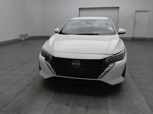 Used 2025 Nissan Sentra SV FWD image 15