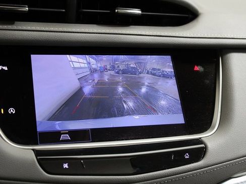 Certified 2023 Cadillac XT5 Premium Luxury image 18