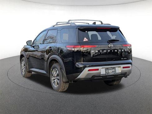 New 2025 Nissan Pathfinder SL image 7