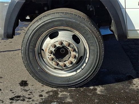 Used 2021 RAM 5500 Tradesman w/ Chrome Appearance Group image 24