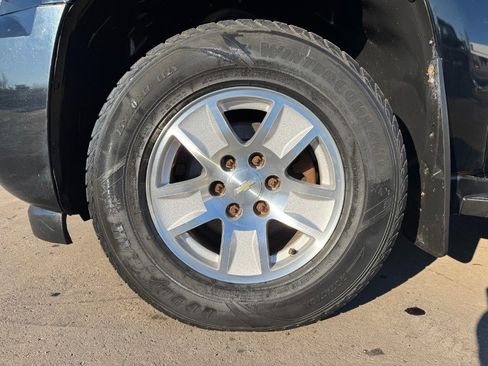 Used 2012 Chevrolet Avalanche LTZ image 13