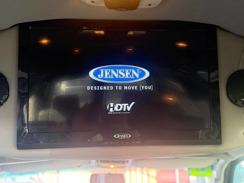 Used 2013 GMC Savana 1500 image 28