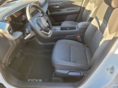 New 2026 Nissan Kicks SV FWD image 10