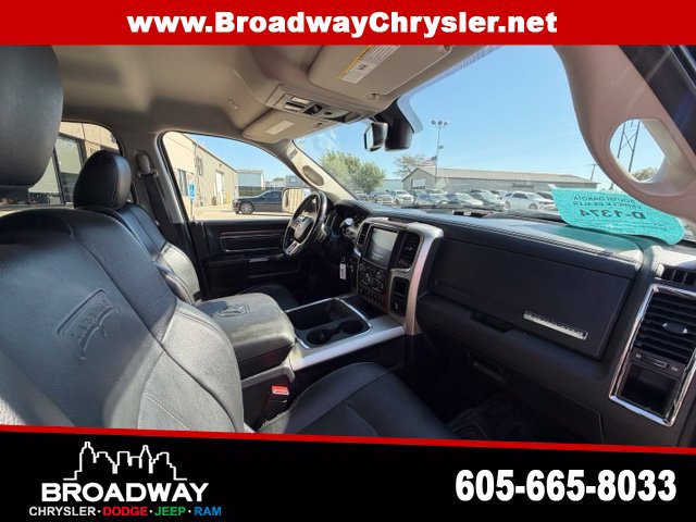 Used 2018 RAM 3500 Laramie w/ Convenience Group AWD/4WD image 11