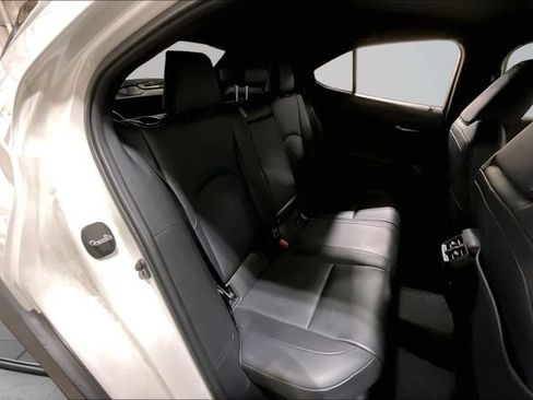 Used 2019 Lexus UX 250h w/ Accessory Package 2 AWD/4WD image 27