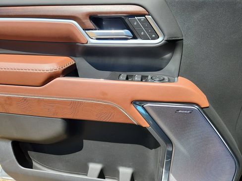 New 2026 GMC Sierra 2500 Denali Ultimate AWD/4WD image 7