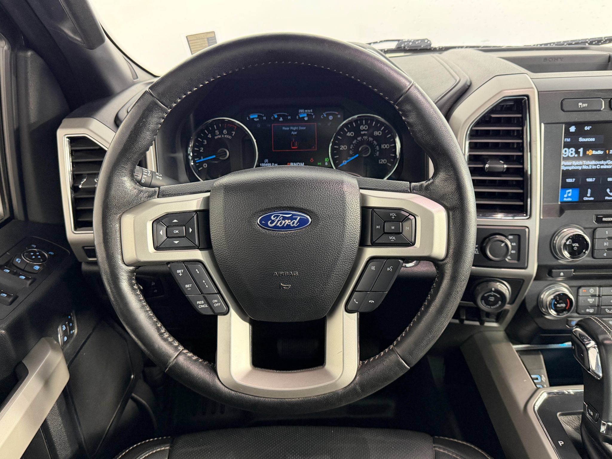 Used 2017 Ford F150 Lariat w/ Equipment Group 502A Luxury AWD/4WD image 39