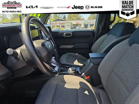 Used 2023 Ford Bronco Outer Banks w/ Sasquatch Package AWD/4WD image 8