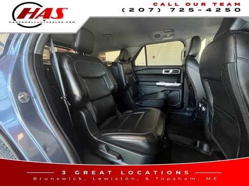 Used 2021 Ford Explorer XLT w/ Equipment Group 202A AWD/4WD image 31